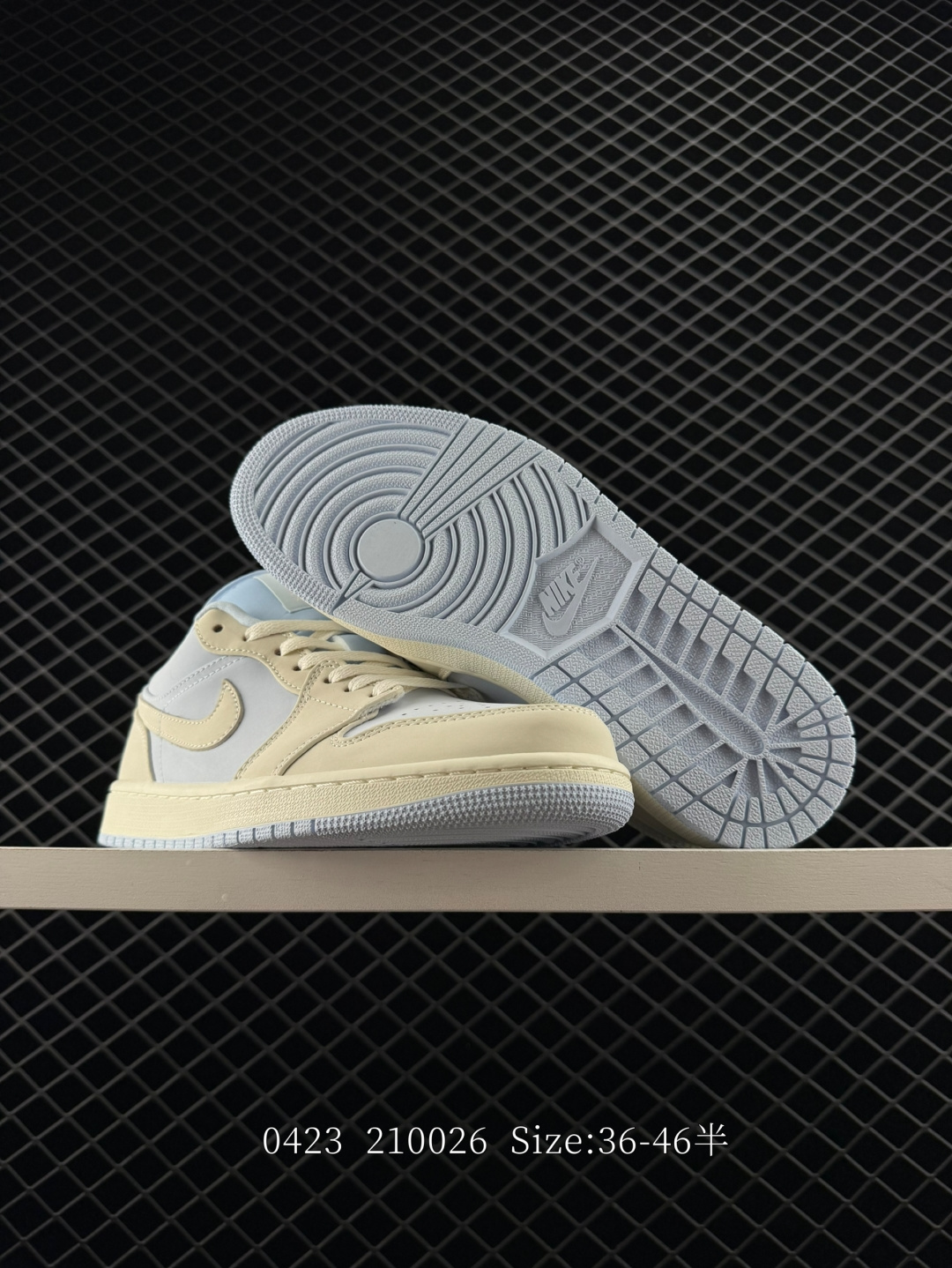 NIKE AIR JORDAN 1 LOW SE AJ1